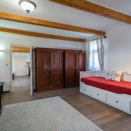 Farmaobeckov Sk Apartment Екстериор снимка