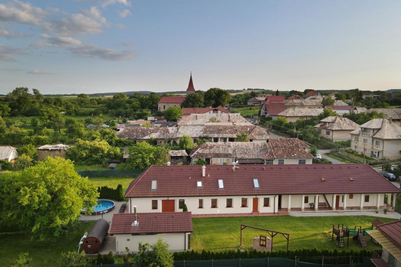 Farmaobeckov Sk Apartment Екстериор снимка
