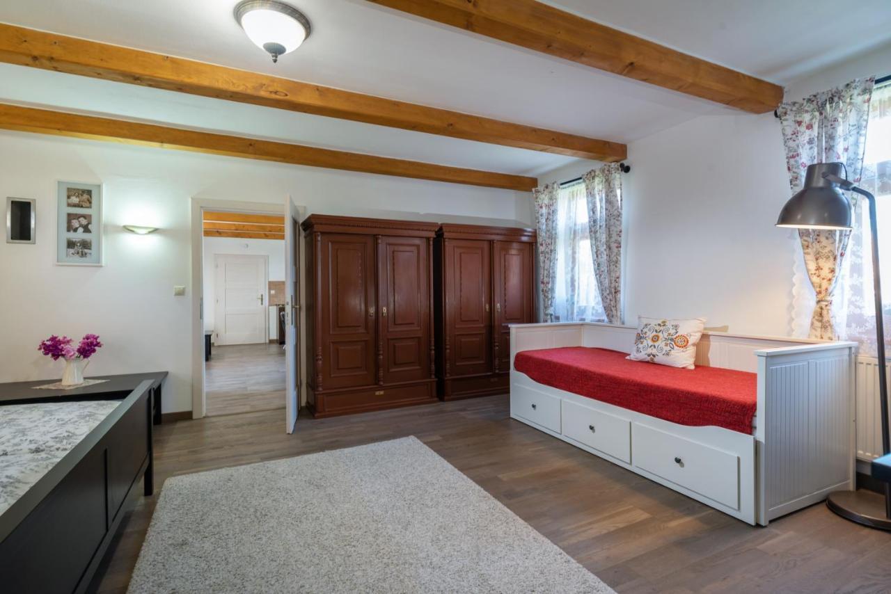 Farmaobeckov Sk Apartment Екстериор снимка