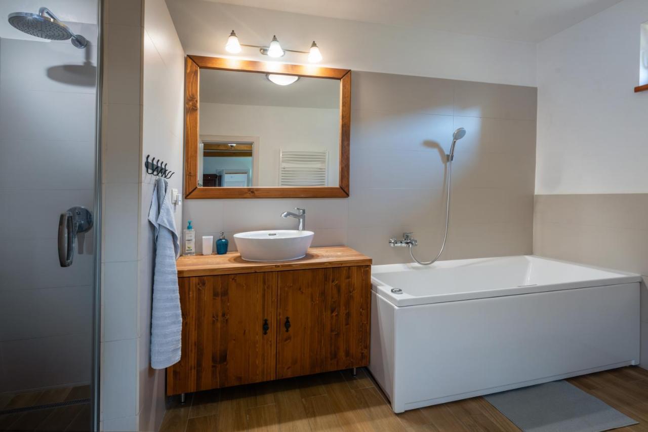 Farmaobeckov Sk Apartment Екстериор снимка